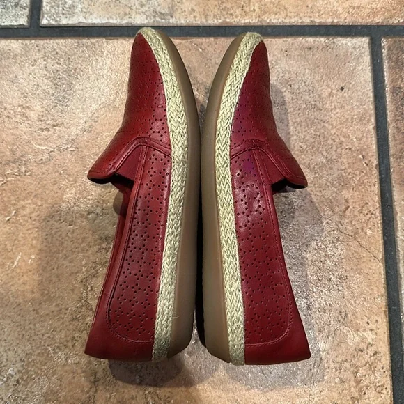 Clarks Red Espadrille Slip-Ons - Picture 4 of 8